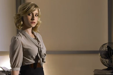 Allison Mack In THe Office Picture For IPhone, Blackberry, iPad ...
