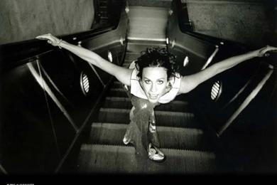 My Free Wallpapers   Music Wallpapers : Alanis Morissette