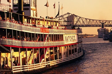 Boats: Paddlewheeler Natchez Docking At The Riverwalk, New Orleans ...