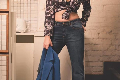 Latest Sexy Photoshot Of Parineeti Chopra New Images HD Wallpapers ...