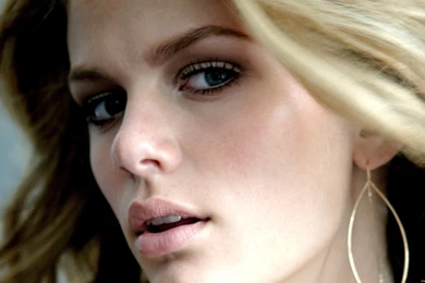 Brooklyn Decker Wallpapers