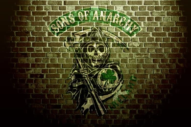 Browsing Wallpapers On DeviantArt