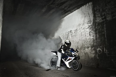 HQ Suzuki GSX R1000 Wallpapers