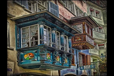 WALKING THROUGH THIS AMAZING OLD CITY WALLPAPER   (