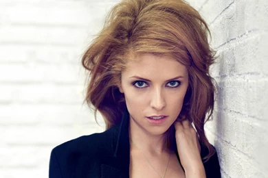 Anna Kendrick Wallpaper Images Photos Pictures Backgrounds