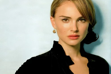 Natalie Portman Beautiful Eyes Black Swan Wallpapers HD