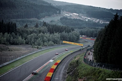 Racing Tracks Wallpaper Images