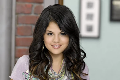 Selena Gomez HD Wallpapers