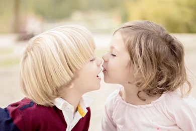 Children Kids Love Mood Wallpapers