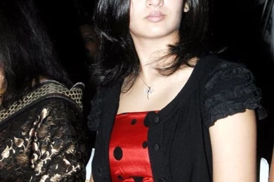 Akshara Hassan Hot Photos, Akshara Hassan Popular South Indian ...
