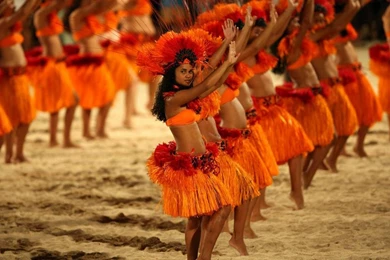 Tahitian Polynesian Dancers Bora Bora Hula Tribal Luau Dance ...