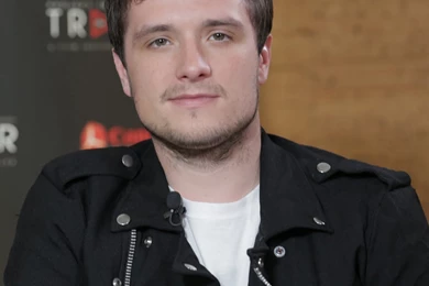 13 Quality Josh Hutcherson Wallpapers, Celebrity