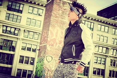 Browsing Wallpapers On DeviantArt