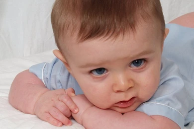 Desktop Wallpapers » Babies Backgrounds » Angry Boy » Www ...