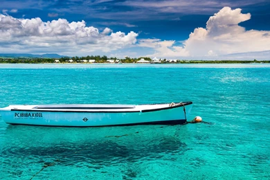 Speedboat Wallpapers, Beach Pictures And Images