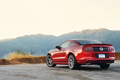 2013 Ford Mustang GT Desktop Wallpapers