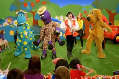 Image   TheWiggleFriendsinTakingOff!Concert.png   Wigglepedia   Wikia