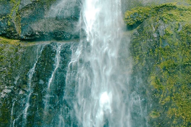 Waterfall Flowing Galaxy S6 Wallpapers