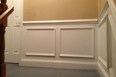Decorating: Interesting Interior Wall Decor With Wainscoting ...