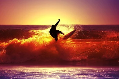 Download 1600x900 Stunning Surfing Wallpapers