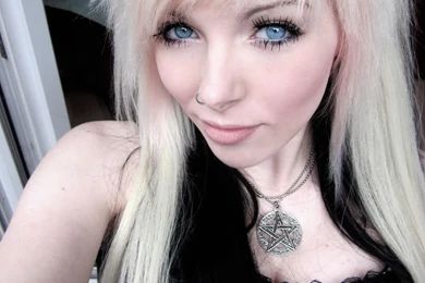 Top HD Emo Girl Wallpapers