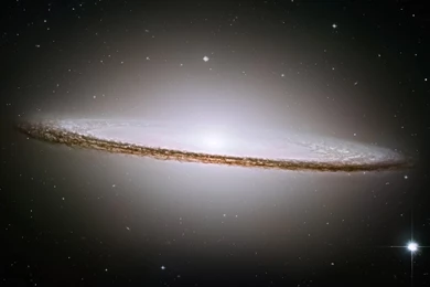 Sombrero Galaxy (M) Is A Bright Spiral Galaxy 31727 Desktop ...