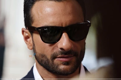 Wallpapers   Saif Ali Khan As Vinod In The Movie Agent Vinod ...