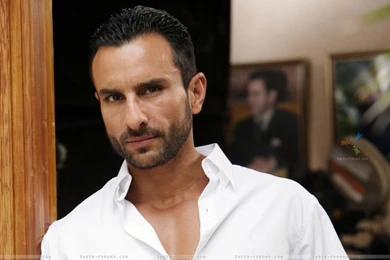 Wallpapers   Saif Ali Khan As Vinod In The Movie Agent Vinod ...