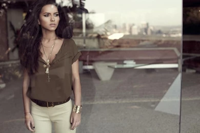 Inna On The Beach : Desktop And Mobile Wallpapers : Wallippo