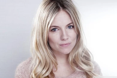 Sienna Miller HD Desktop Wallpapers : Widescreen