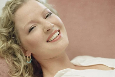 Gretchen Mol Wallpapers Hot