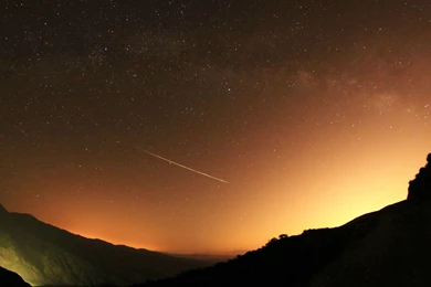 Shooting Star [1920x2080] : Wallpapers