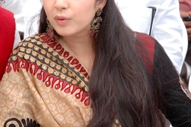 ACTRESS CHARMI CHARMI IMAGES   CHARMI PICTURES   CHARMI WALLPAPERS ...