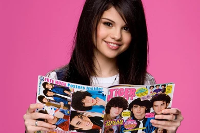 Selena Gomez Cute Pics