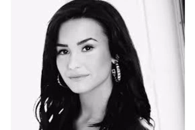 Black And White 4K Demi Lovato Wallpapers