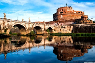 Castel River Italy Wallpapers
