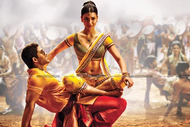 Allu Arjun & Sruti Hasan In Movie Race Gurram Wallpapers