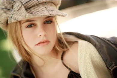 American Girls HD Wallpapers 2014 – AwazPost.com