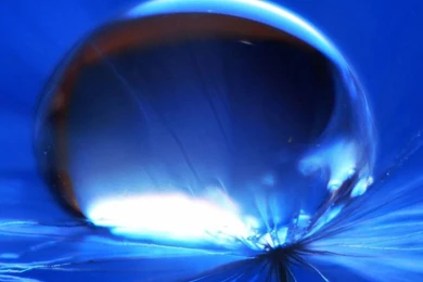 Beautiful Water Droplets 02 Galaxy Note 3 Wallpapers.jpg