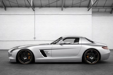 Mercedes SLS