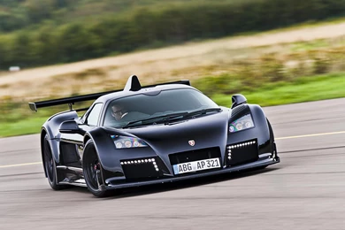 Gumpert Apollo R