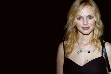 Heather Graham 70 1600x1200 Wallpapers World Wallpapers Collection