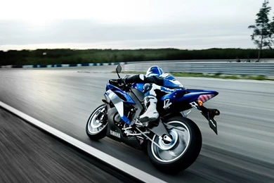 Yamaha R1 Wallpapers