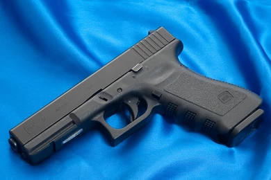 Glock 17 Photos HD Wallpapers ~ Military WallBase