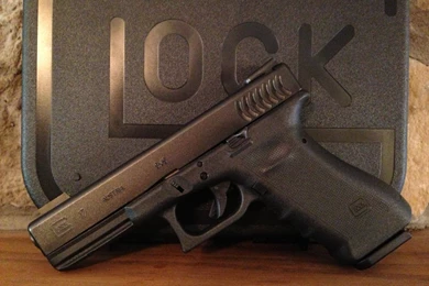 Item Gone! FS/FT * * *Glock 17 Duo* * *