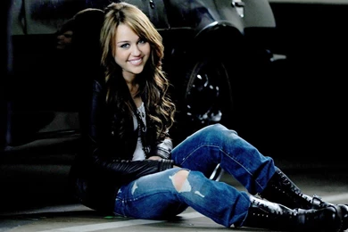 Miley Cyrus Beautiful HD Wallpapers