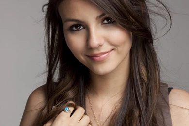 Victoria Justice Beautiful Girls