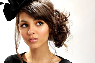 Beautiful Victoria Justice Wallpapers