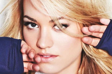 Yvonne strahovski wallpapers 22 – GotCeleb: Wallpapers