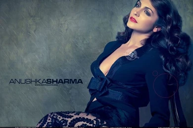Anushka Sharma Hot HD Wallpapers